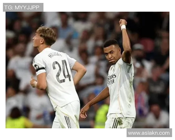 皇马主帅宣布下赛季引进多名新援,战力升级助力新赛季目标 皇马主帅宣布下赛季引进多名新援,战力升级助力新赛季目标